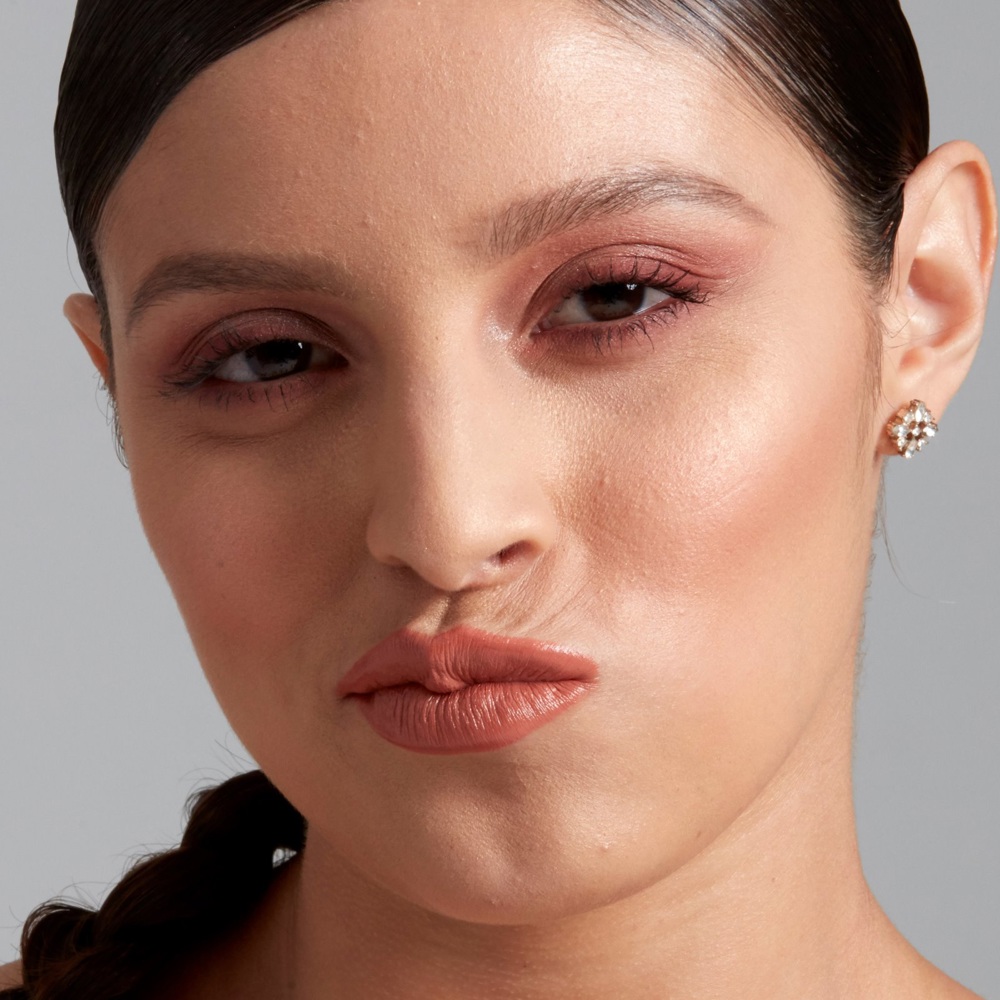 Shout Liquid Satin Lipstick