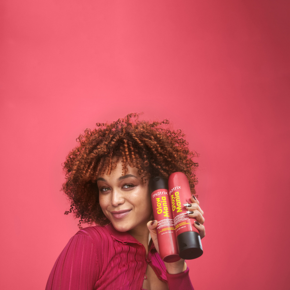 Glow Mania Color Protecting Shampoo