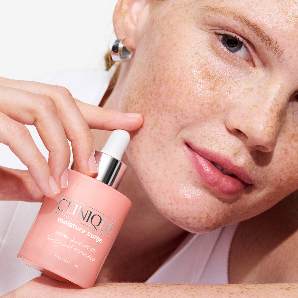 Moisture Surge Active Glow Serum