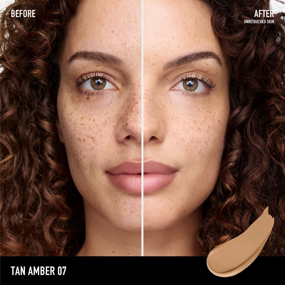 Complexion Rescue® Natural Matte Tinted Moisturizer Mineral SPF30