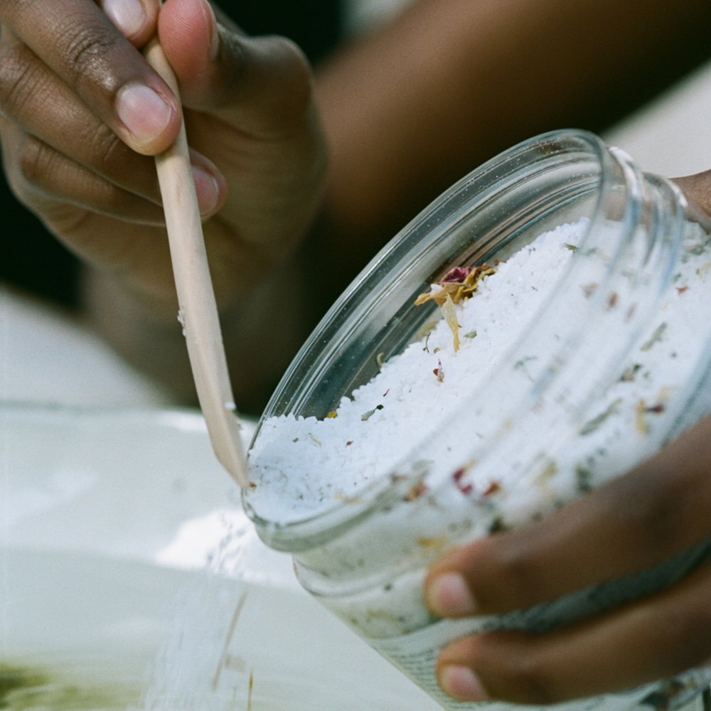 001 Sea Salt Bath Marigold and Orange and Geranium, 450g