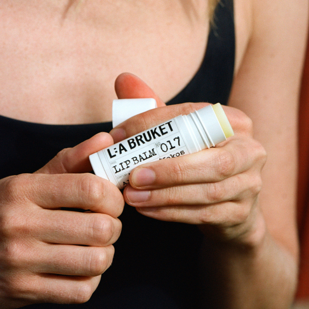 017 Lip Balm, Almond and Coconut, 14g