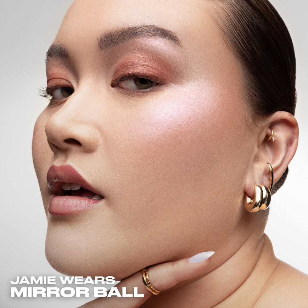 Face Bond Waterproof Luminizer