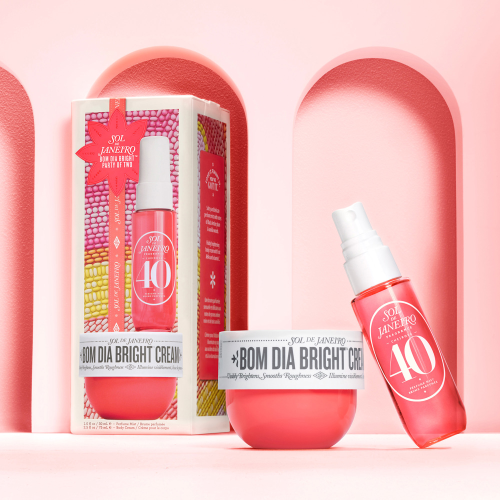 Bom Dia Bright Party of Two Set