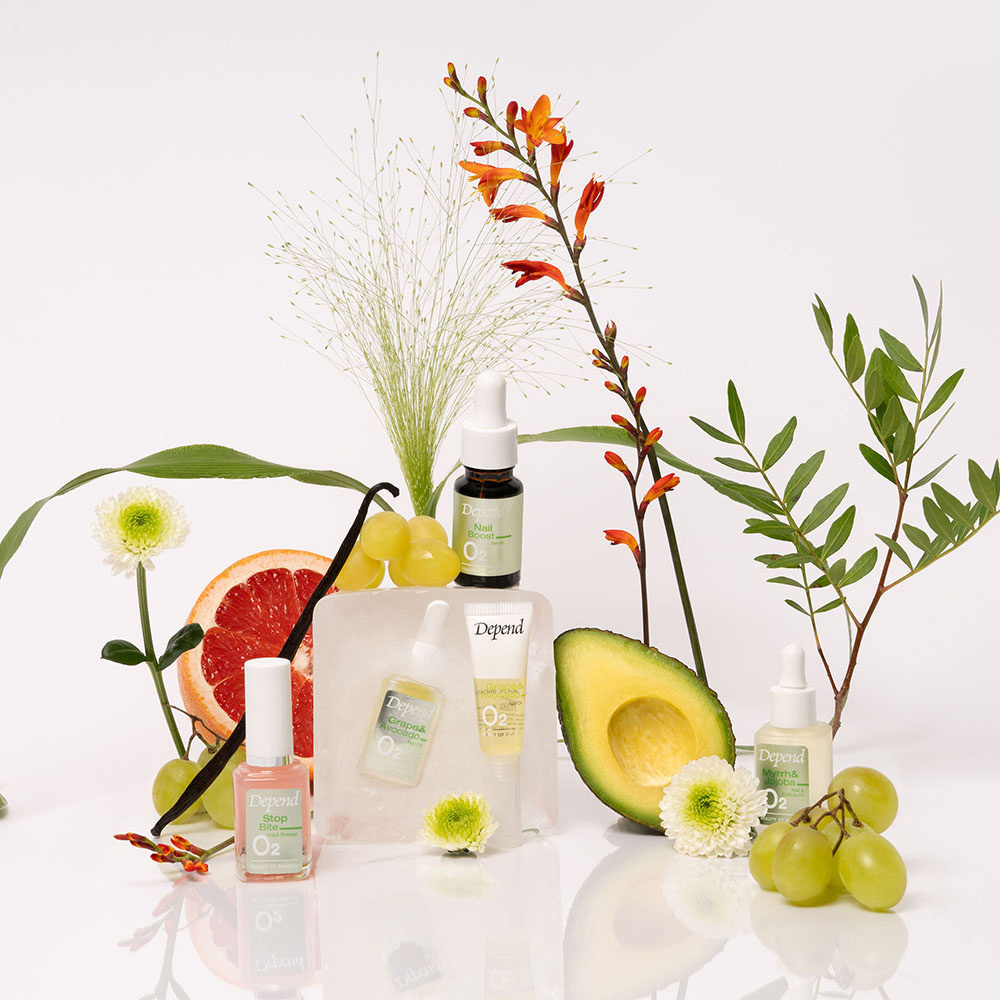 O2 Myrra & Jojoba Nail & Cuticle Oil