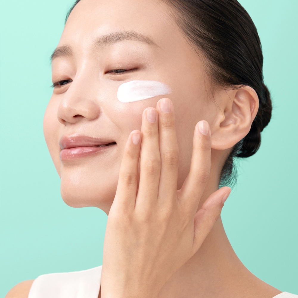 All-Day Airy Mineral Sunscreen SPF50, 60g