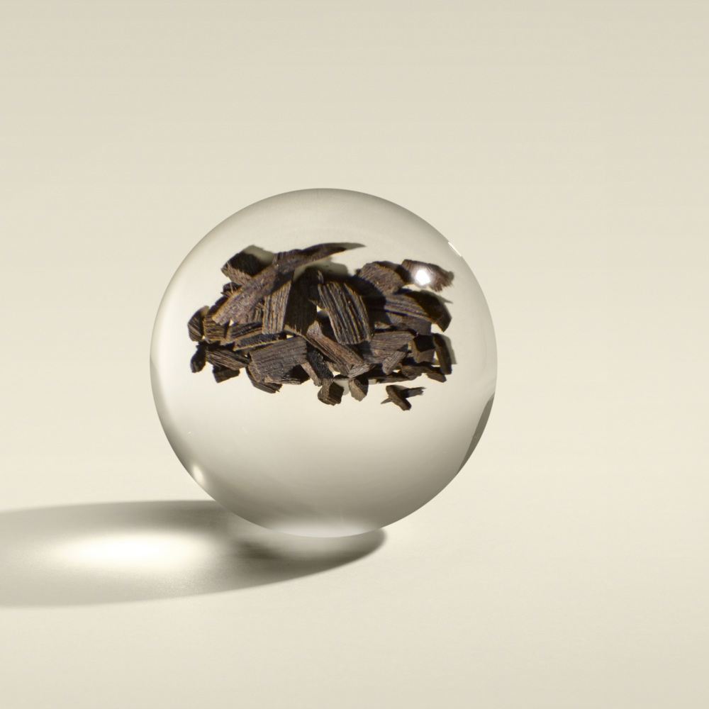 Signature Candle Single Wick, Mesmerising Oudh Accord & Gold