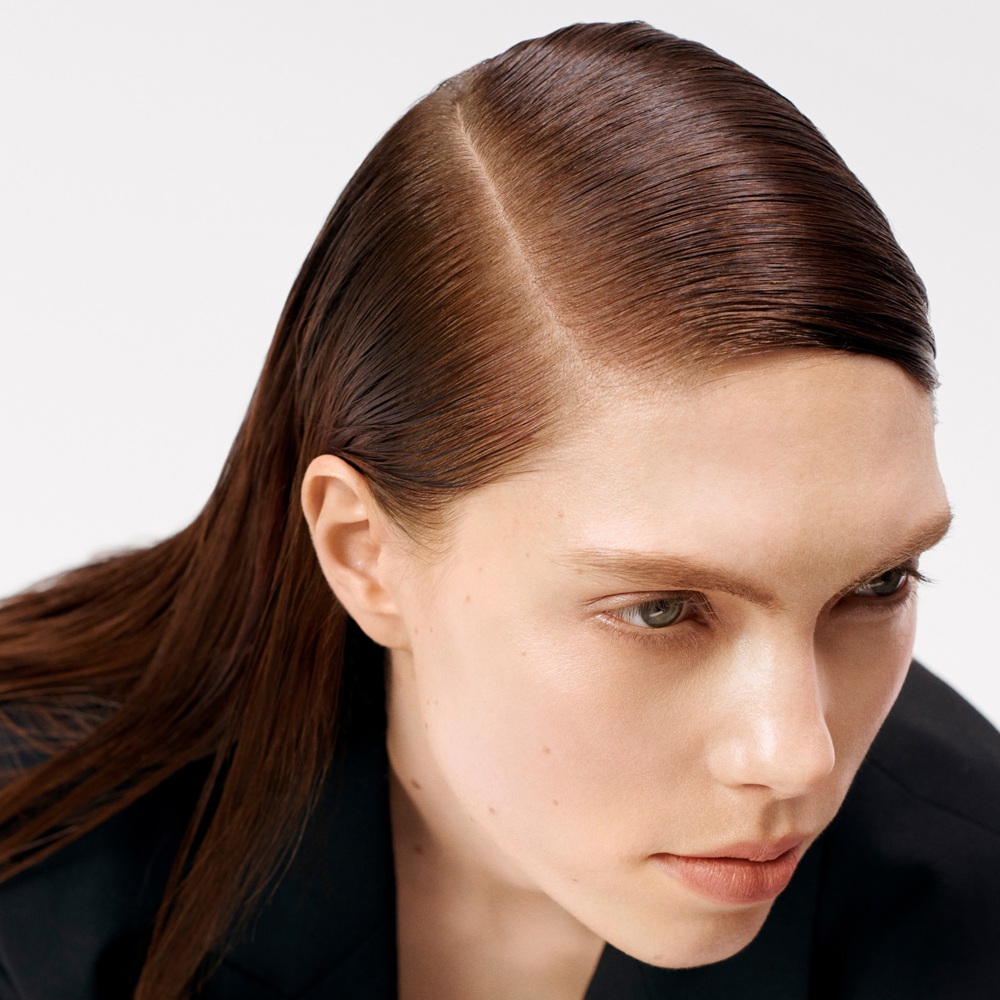 Shaper Zero Gravity Light Hold Hairspray, 300ml