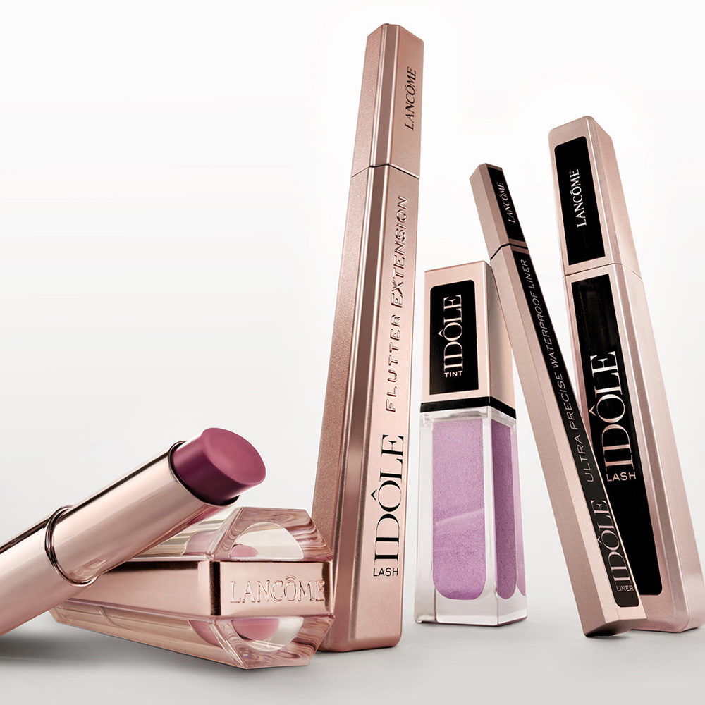 Lash Idôle Flutter Mascara, 01 True Black