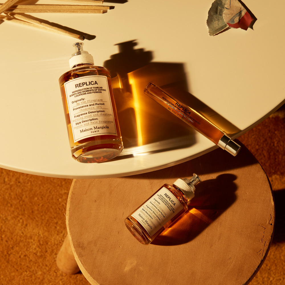 Replica By The Fireplace, EdT