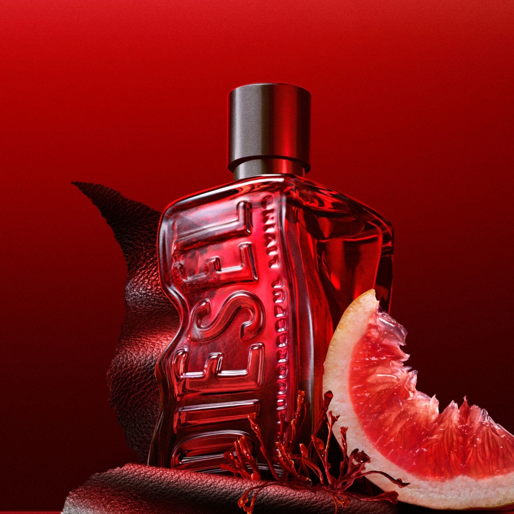 D Red, Le Parfum