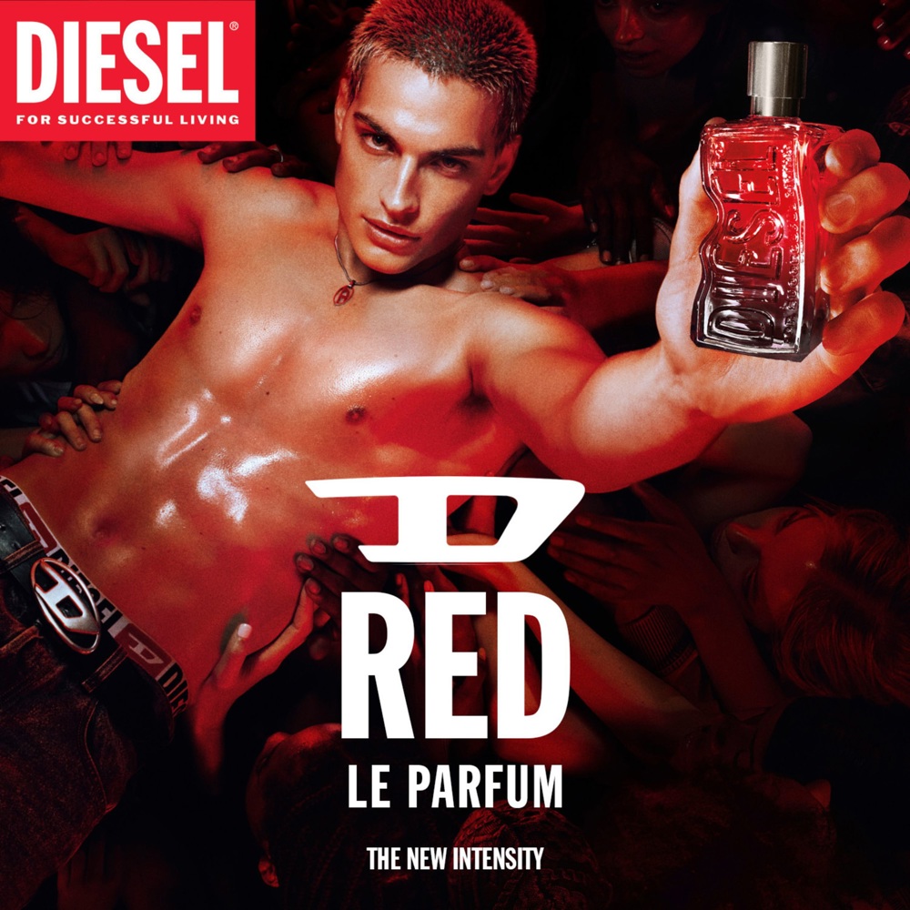 D Red, Le Parfum