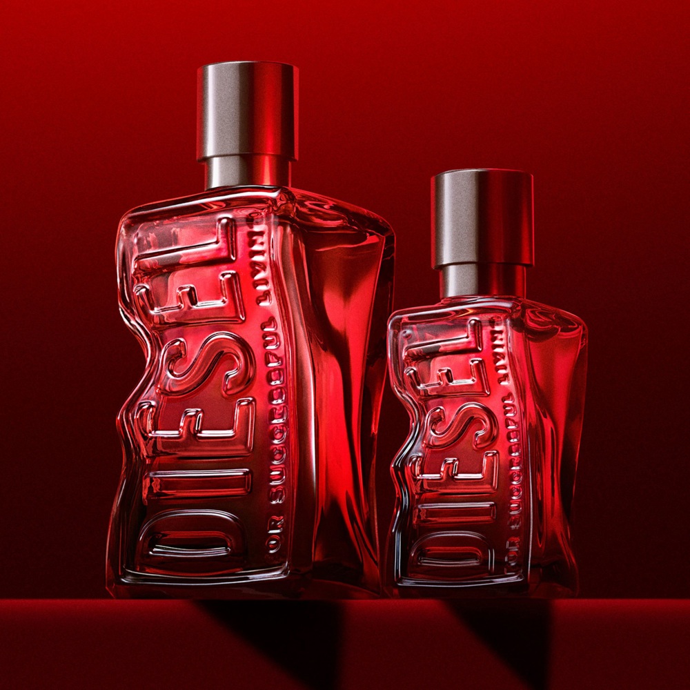 D Red, Le Parfum