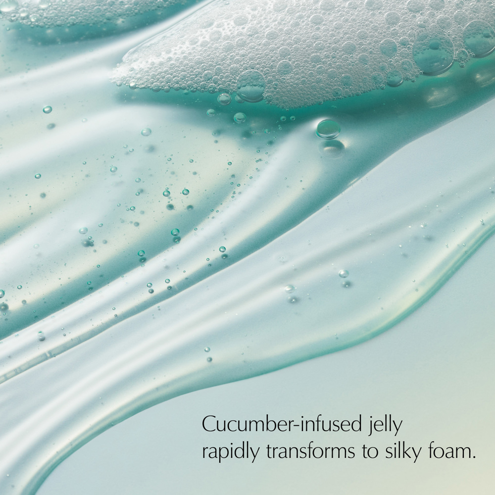 DayWear Glow Boost Jelly Cleanser