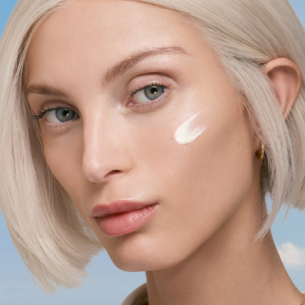 Sun Perfect Air Daily Invisible Fluid Glow Booster SPF50, 40ml