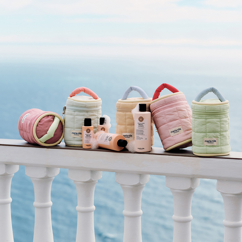 True Soft Beauty Bag SS26