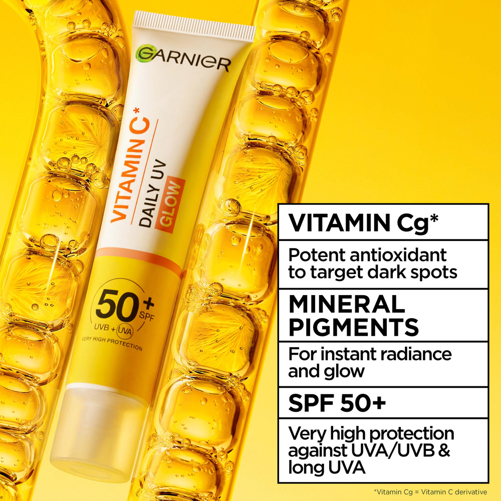 SkinActive Vitamin C Glow Boosting Daily UV Fluid SPF 50+, 40ml