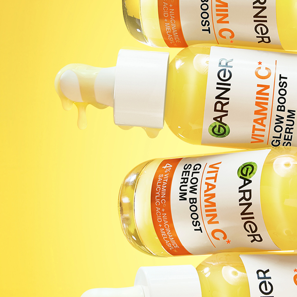 SkinActive Vitamin C Glow Boost Serum, 30ml