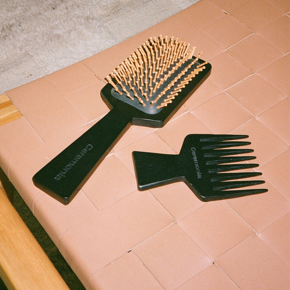 Pelo Paddle Brush
