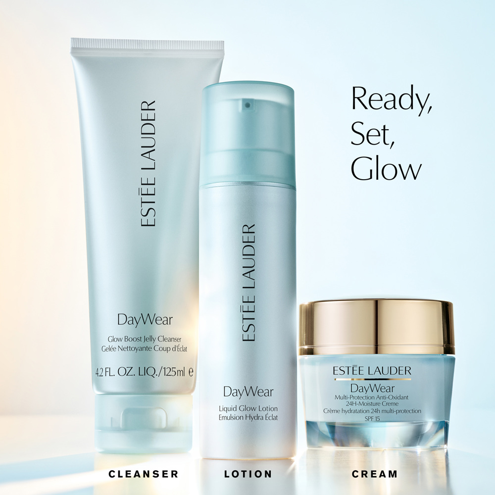 DayWear Liquid Glow Lotion, 50ml
