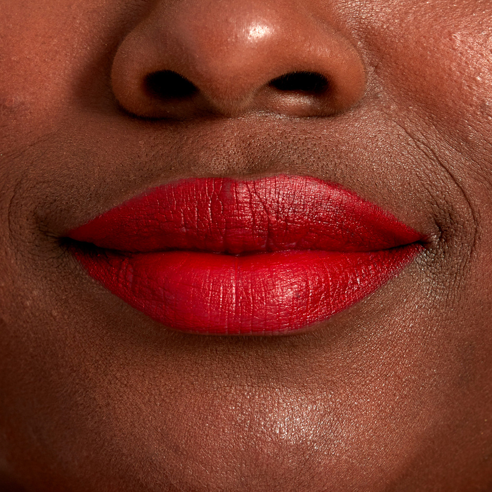 Dazed & Diffused Blurring Lipstick