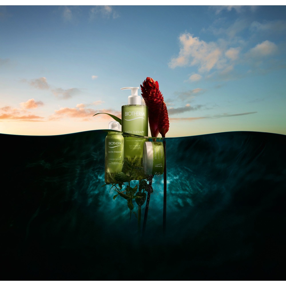 Bath Therapy Invigorating Blend Body Scrub