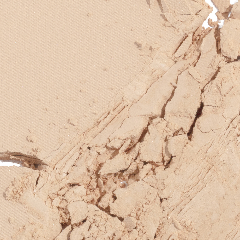 Longwear Blur Powder Foundation SPF15, 10g